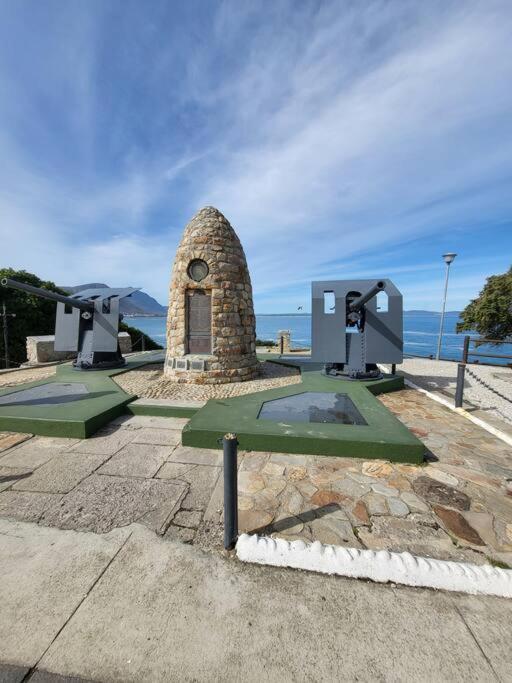 *Self-Check In - Whale Watching Paradise -Central* Hermanus Exterior foto