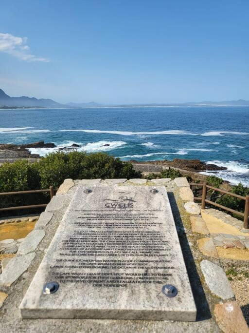 *Self-Check In - Whale Watching Paradise -Central* Hermanus Exterior foto